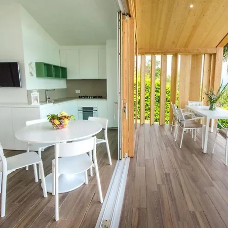 By The Mulberry Tree Appartement