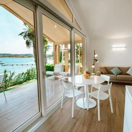 Appartement By The Mulberry Tree Raffa